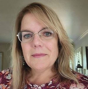 Meet your Posher, Shari